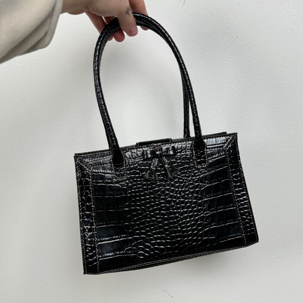 y2k 00s Vintage Liz Claiborne Purse Black Croc Mini Top Handle Bag w/ Bow Tassel - Picture 12 of 12